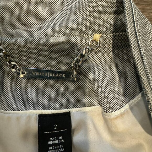 White House Black Market Grey Suit with 3/4 sleeves - Picture 5 of 14